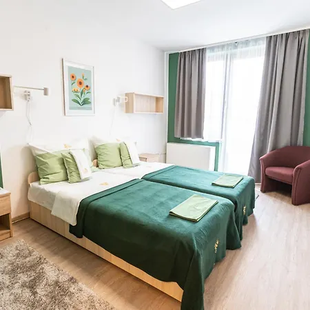 Feherliliom Vendegszallo Hotel