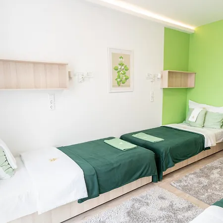 Hotel Feherliliom Vendegszallo Kondoros