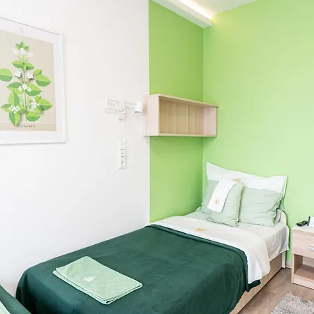 Feherliliom Vendegszallo Hotel 3*