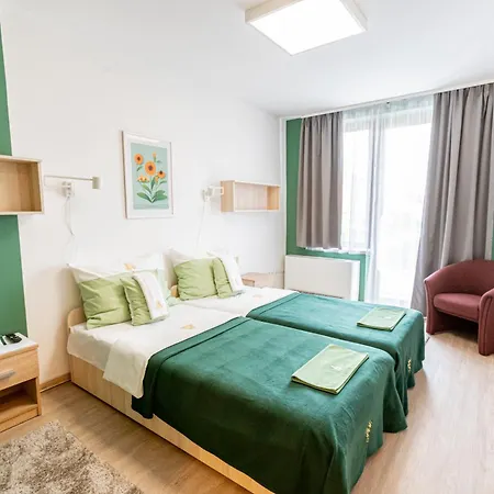 Feherliliom Vendegszallo Hotel