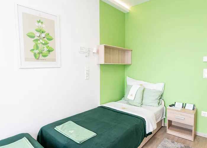 Feherliliom Vendegszallo Hotel 3*
