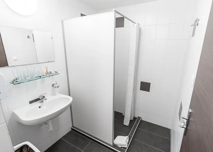 Feherliliom Vendegszallo Hotel Kondoros